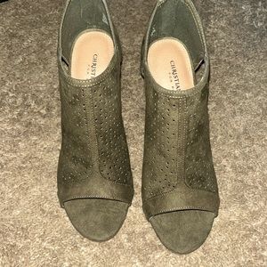 Christian Soriano heels size 7